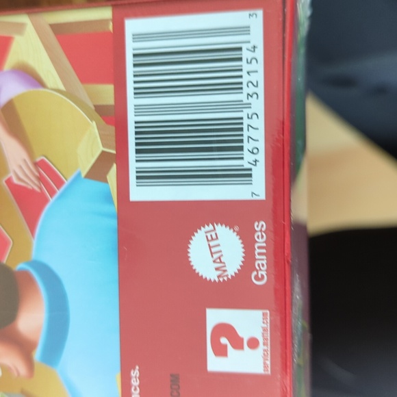 Apples to Apples family game - Picture 5 of 5